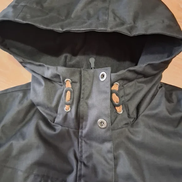 Avalanche Black Hooded Puffer Jacket with Brown Patch - Picture 2 of 10